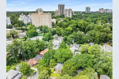 2417 Glenwood Drive NE, Atlanta, GA 30305 - Photo 41