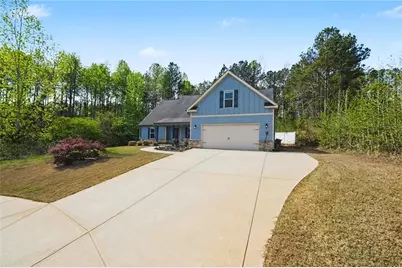 914 Patricia Court, Hoschton, GA 30548 - Photo 3