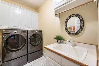 4110 Runnymede Drive SW, Lilburn, GA 30047 - Photo 19
