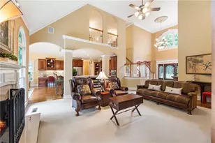 4110 Runnymede Dr SW, Lilburn, GA 30047 - Photo 13