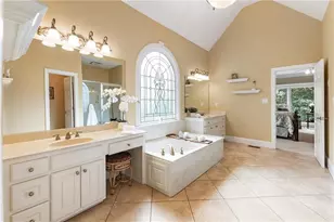 4110 Runnymede Dr SW, Lilburn, GA 30047 - Photo 23