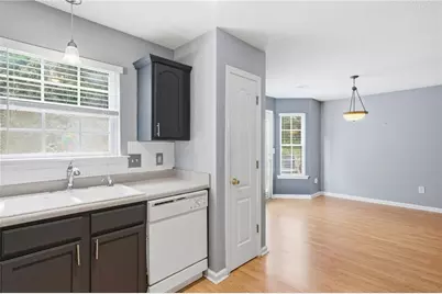 222 Fox Creek Boulevard, Woodstock, GA 30188 - Photo 7