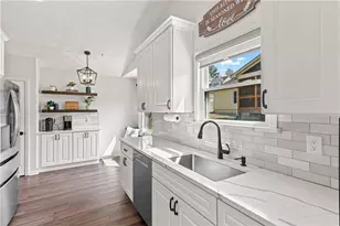 210 Magnolia Tree Ct, Alpharetta, GA 30022 - Photo 17