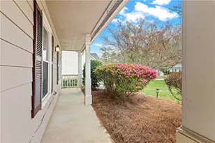 210 Magnolia Tree Ct, Alpharetta, GA 30022 - Photo 5