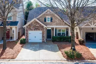 112 Highland Pointe Cir E, Dawsonville, GA 30534 - Photo 1