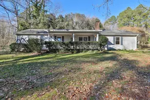 2733 Old Dawsonville Rd, Gainesville, GA 30506 - Photo 1