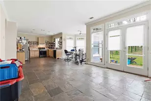 3295 Plantation Trce, Alpharetta, GA 30004 - Photo 9