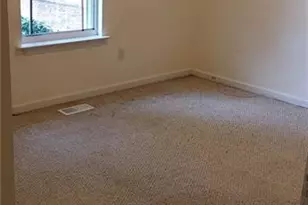 5711 McLeod St, Lula, GA 30554 - Photo 9