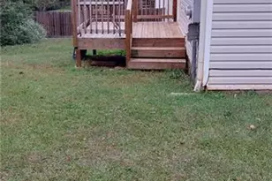 5711 McLeod St, Lula, GA 30554 - Photo 11