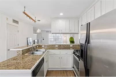 2232 Dunseath Avenue NW #206, Atlanta, GA 30318 - Photo 9