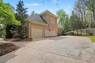 810 Buttercup Trce, Alpharetta, GA 30022 - Photo 49