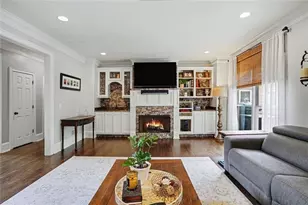 810 Buttercup Trce, Alpharetta, GA 30022 - Photo 7