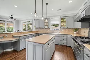 810 Buttercup Trce, Alpharetta, GA 30022 - Photo 13