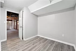 2745 Saxon Dr, Duluth, GA 30096 - Photo 31