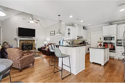 261 Chandler Walk, Loganville, GA 30052 - Photo 15