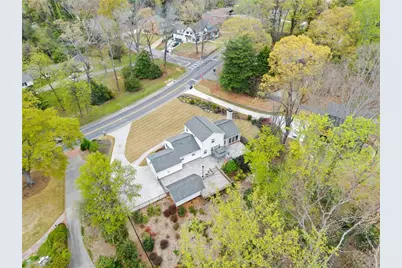 669 Dixon Drive, Gainesville, GA 30501 - Photo 3