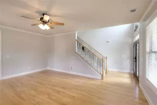 325 Brook Hollow Ln, Loganville, GA 30052 - Photo 9