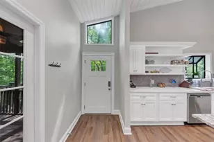 6342 Chesla Dr, Gainesville, GA 30506 - Photo 9