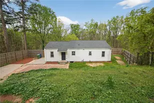 2252 Beecher Cir SW, Atlanta, GA 30311 - Photo 3