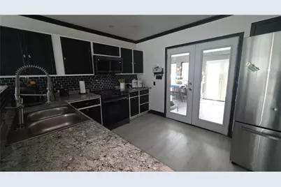 3033 Skyland Drive, Snellville, GA 30078 - Photo 11