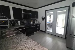 3033 Skyland Dr, Snellville, GA 30078 - Photo 11