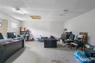 1729 Brandi Ln, Loganville, GA 30052 - Photo 29