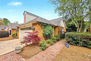 29 Lake Villa Dr, Roswell, GA 30076 - Photo 3