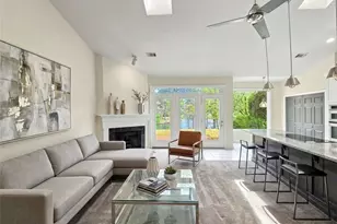 29 Lake Villa Dr, Roswell, GA 30076 - Photo 9