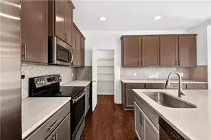 7789 Rutgers Cir, Fairburn, GA 30213 - Photo 11