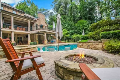 5265 Peachtree Dunwoody Road, Sandy Springs, GA 30342 - Photo 27