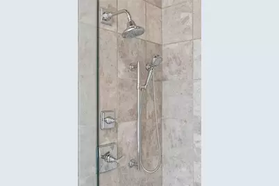 5265 Peachtree Dunwoody Road, Sandy Springs, GA 30342 - Photo 43