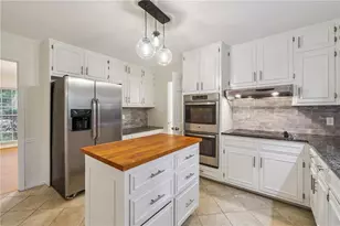 3732 Hollow Tree Ln SW, Lilburn, GA 30047 - Photo 13