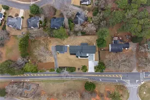 11505 Elkins Rd, Roswell, GA 30076 - Photo 93