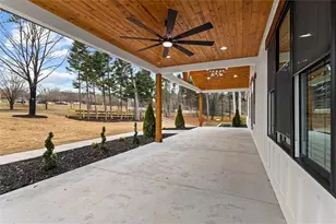 11505 Elkins Rd, Roswell, GA 30076 - Photo 81