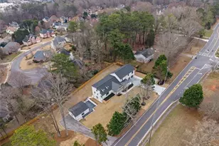 11505 Elkins Rd, Roswell, GA 30076 - Photo 95