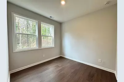 1369 Breezy Circle SE #98, Atlanta, GA 30315 - Photo 9