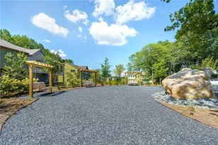 1369 Breezy Circle SE, Atlanta, GA 30315 - Photo 17