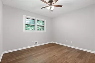 353 Old Rosser Rd, Stone Mountain, GA 30087 - Photo 25