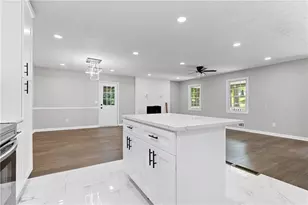 353 Old Rosser Rd, Stone Mountain, GA 30087 - Photo 13