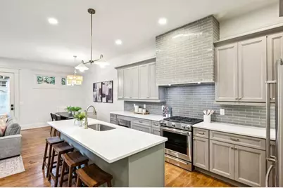 402 Pavillion Street SE, Atlanta, GA 30315 - Photo 9