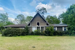 51 Forest Rd, Lumpkin, GA 31815 - Photo 1