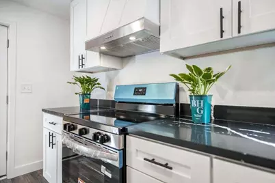 1081 Clay Ave, Macon, GA 31211 - Photo 9