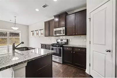 4611 Summer View Drive, Gainesville, GA 30504 - Photo 11