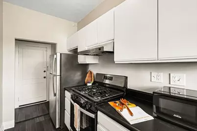 21 Peachtree Memorial Drive NW #8, Atlanta, GA 30309 - Photo 19