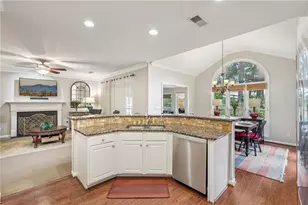 3820 Ridge Point Dr, Suwanee, GA 30024 - Photo 11