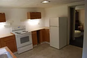 649 Kenilworth Cir, Stone Mountain, GA 30083 - Photo 5