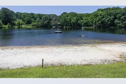 649 Kenilworth Circle #Basement Apt, Stone Mountain, GA 30083 - Photo 1