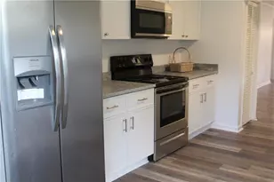 1076 Grant Way SE, Atlanta, GA 30315 - Photo 7