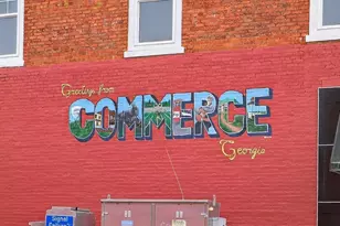 696 530 Madison St, Commerce, GA 30529 - Photo 1