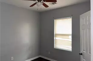 1429 Venetian Dr SW, Atlanta, GA 30311 - Photo 13